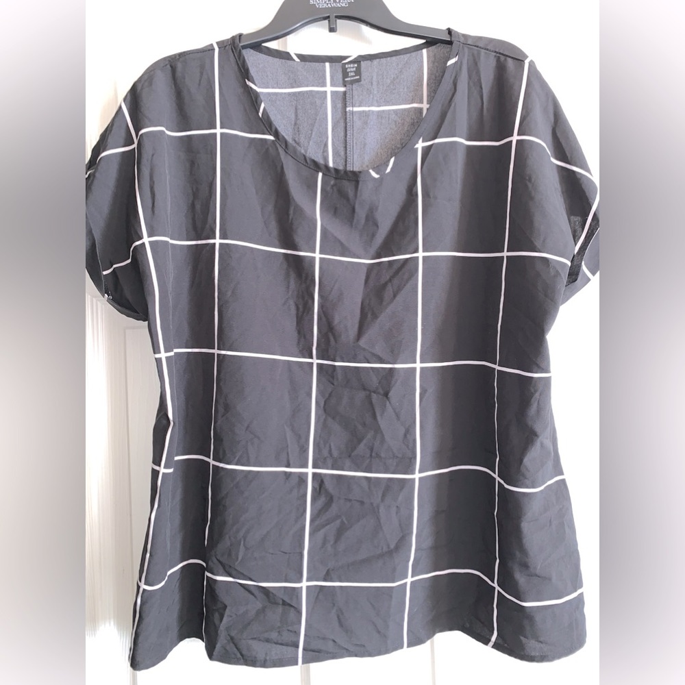 Women’s Shein 2XL Black and White Blouse